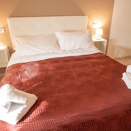 Bed & Breakfast New Triscele 3*