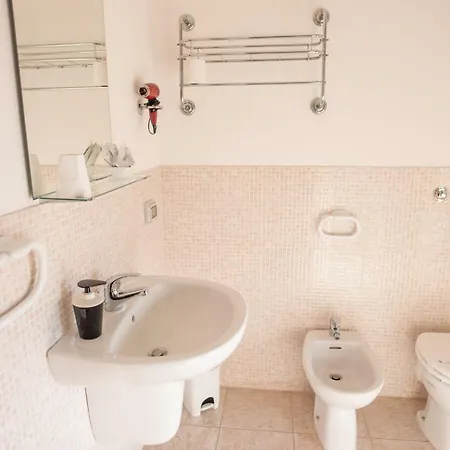 Bed & Breakfast New Triscele 3*