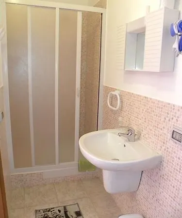 Bed & Breakfast New Triscele 3*